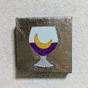 日本画 のおすすめ作品・人気作家 アートのある暮らし mineral ギフト パワーストーン 日本画 月 箔 紫 縁起物 鉱物 地球からの贈り物「グラスの三日月」 インテリア絵画 アート