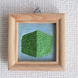 その他 木 植物 緑 アート 刺繍絵 刺繡 樹 絵 絵画 風景 みどりの塀の刺繍　朝 インテリア絵画 アート