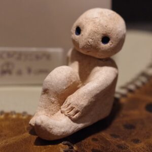 彫刻 レリーフ 立体アート のおすすめ作品・人気作家  くびふりこびと③ インテリア絵画 アート