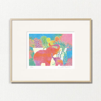 版画 のおすすめ作品・人気作家 ピンク 植物 緑 fineart modernart Nature インテリアアート オレンジ ゾウ パステルカラー ファインアート モダンアート 多肉植物 観葉植物 象 青 静物 額付き 額装品 ゾウの置物と多肉植物寄せ植え（CP-007-4・半切） インテリア絵画 アート