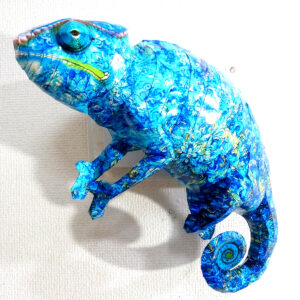 彫刻 レリーフ 立体アート のおすすめ作品・人気作家 動物 立体 contemporary カメレオン コンテンポラリーアート トカゲ ポップアート 彫刻 深淵のカメレオンは空をつかむ インテリア絵画 アート