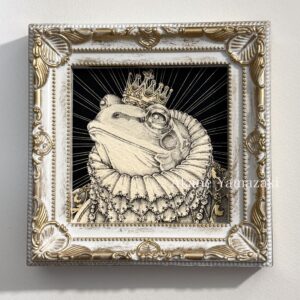 ペン画 ドローイングのおすすめ作品・人気作家 1点物 かえるの王様 カエル グリム童話 ペン画 原画 小作品 王様 蛙の王様 (スタンドタイプのフレーム付き) インテリア絵画 アート